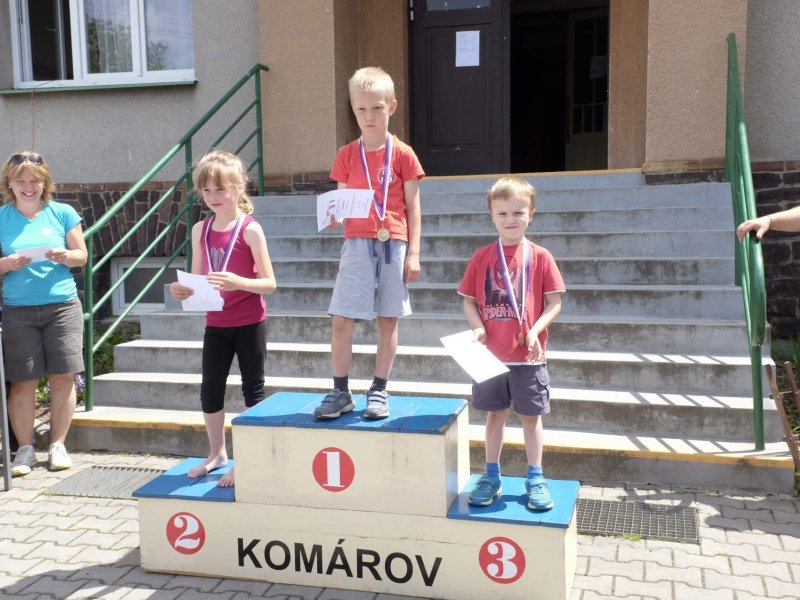 Komárov