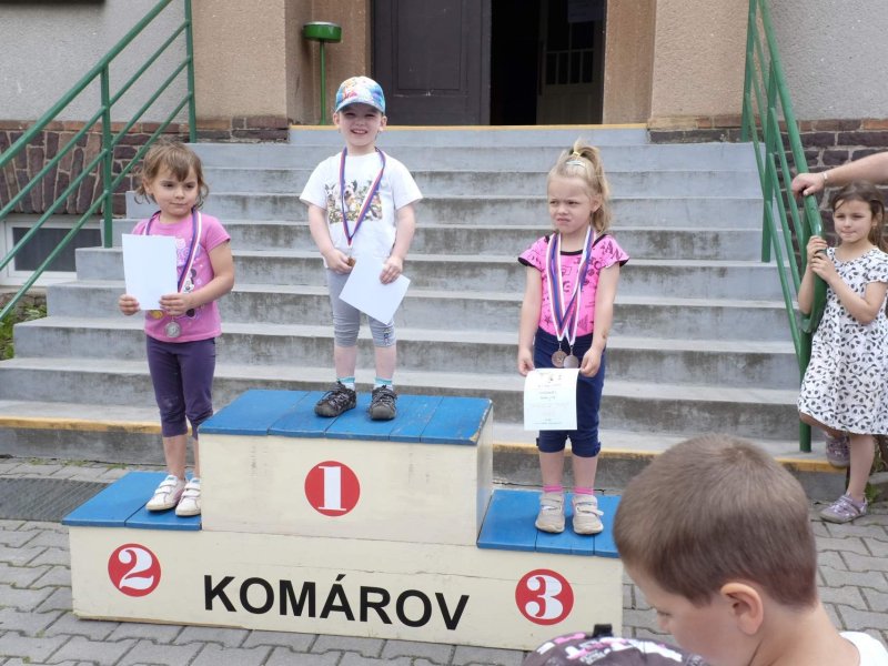Komárov