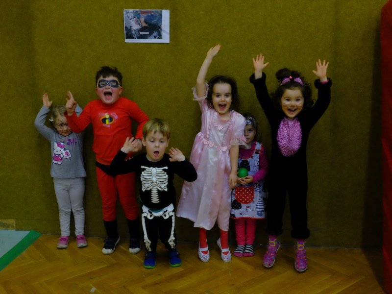 Cvičení v duchu karnevalu