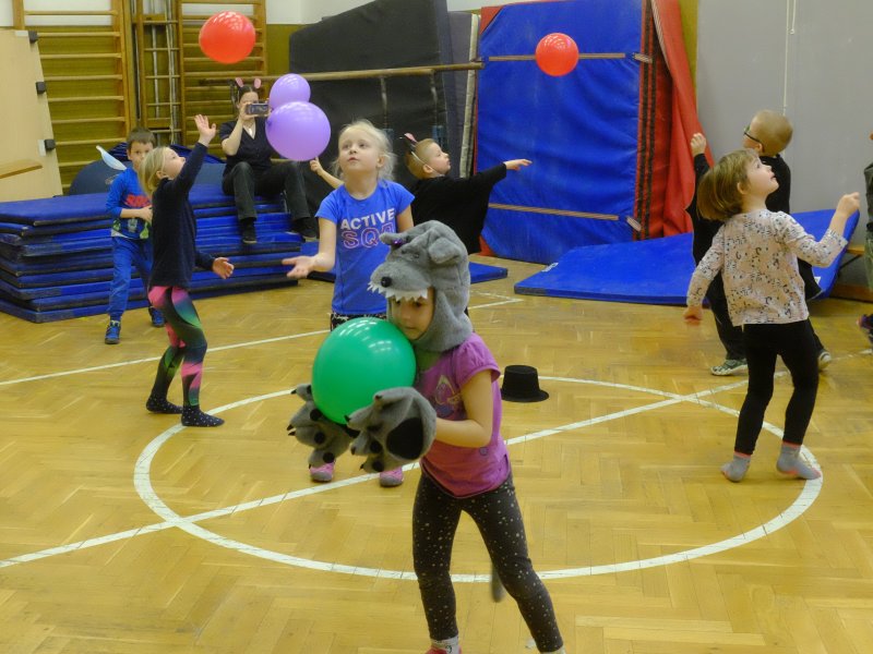 Cvičení v duchu karnevalu