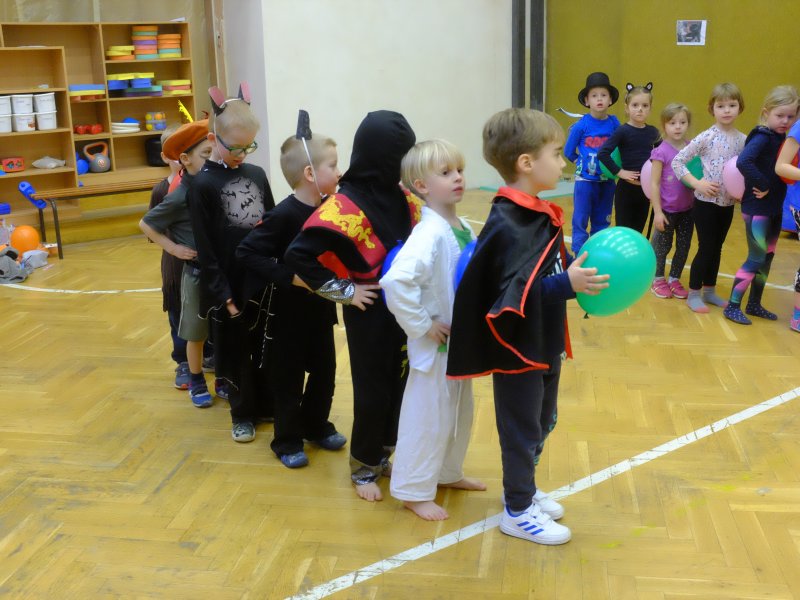 Cvičení v duchu karnevalu