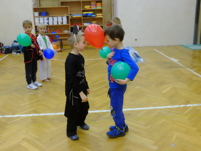 Cvičení v duchu karnevalu