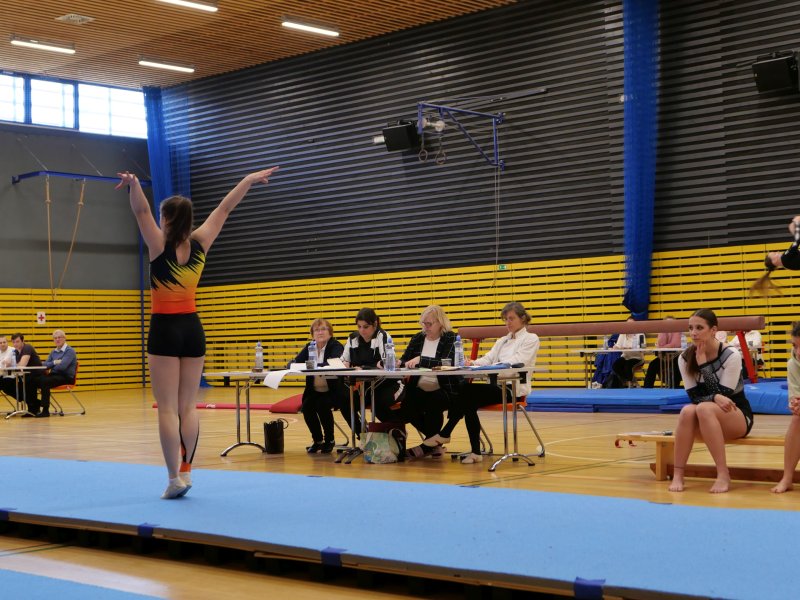 Závody v gymnastice v hale Věry Čáslavské