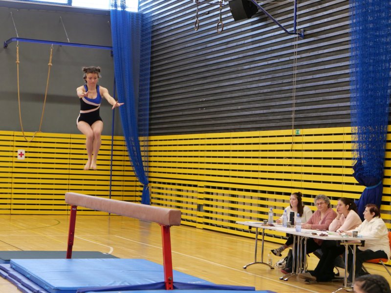 Závody v gymnastice v hale Věry Čáslavské