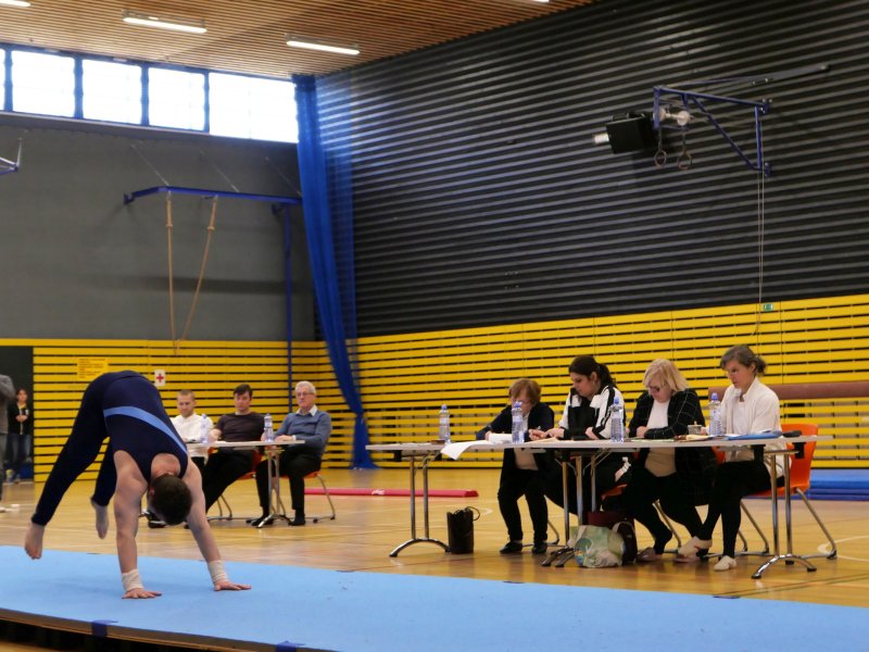 Závody v gymnastice v hale Věry Čáslavské