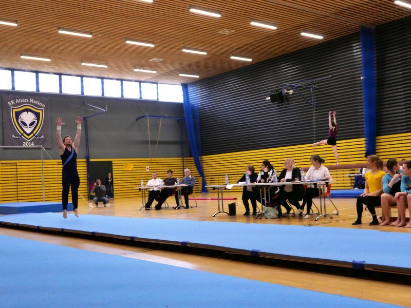 Závody v gymnastice v hale Věry Čáslavské