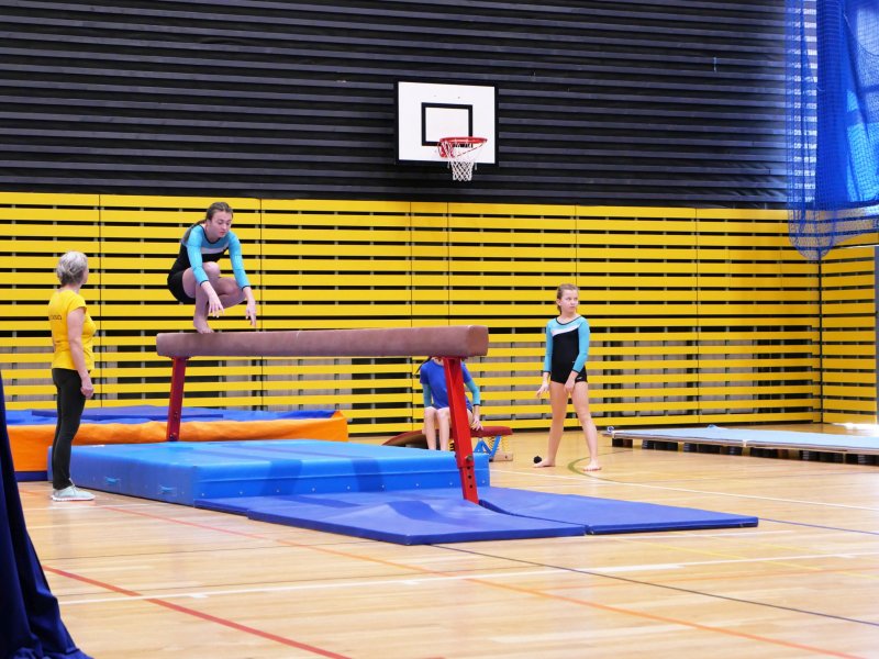 Závody v gymnastice v hale Věry Čáslavské