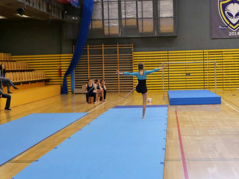 Závody v gymnastice v hale Věry Čáslavské