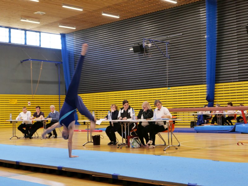 Závody v gymnastice v hale Věry Čáslavské