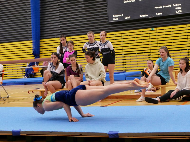 Závody v gymnastice v hale Věry Čáslavské