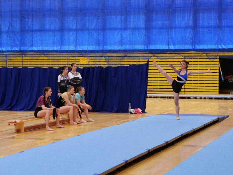 Závody v gymnastice v hale Věry Čáslavské